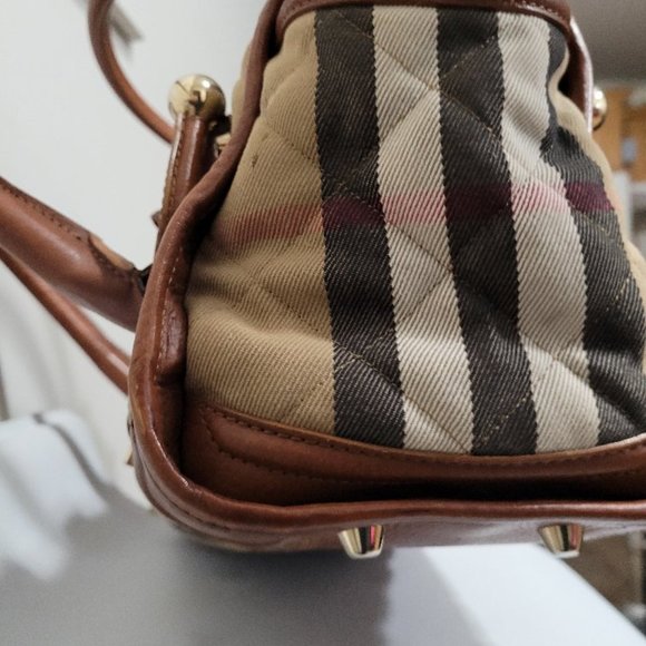 Burberry check manor large - Picture 4 of 5